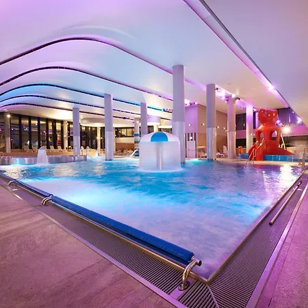 Apartament Vacationclub - Wisus Apartament 28